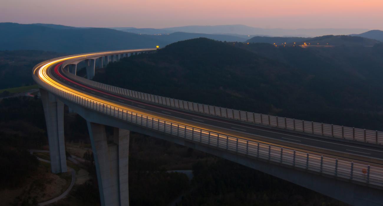 Managing Automotive Blog Banner